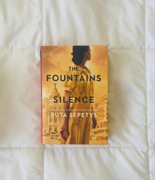 Book cover of The Fountains of Silence by Ruta Sepetys